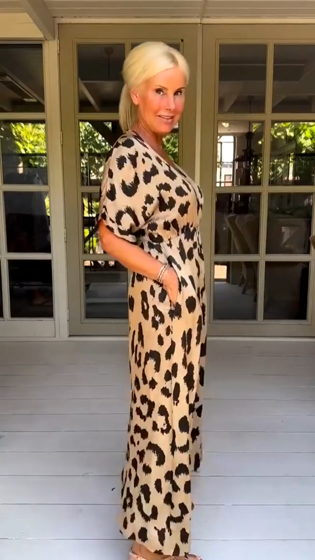 Vestido Comprido Leopardo Quénia + Colar de Oferta